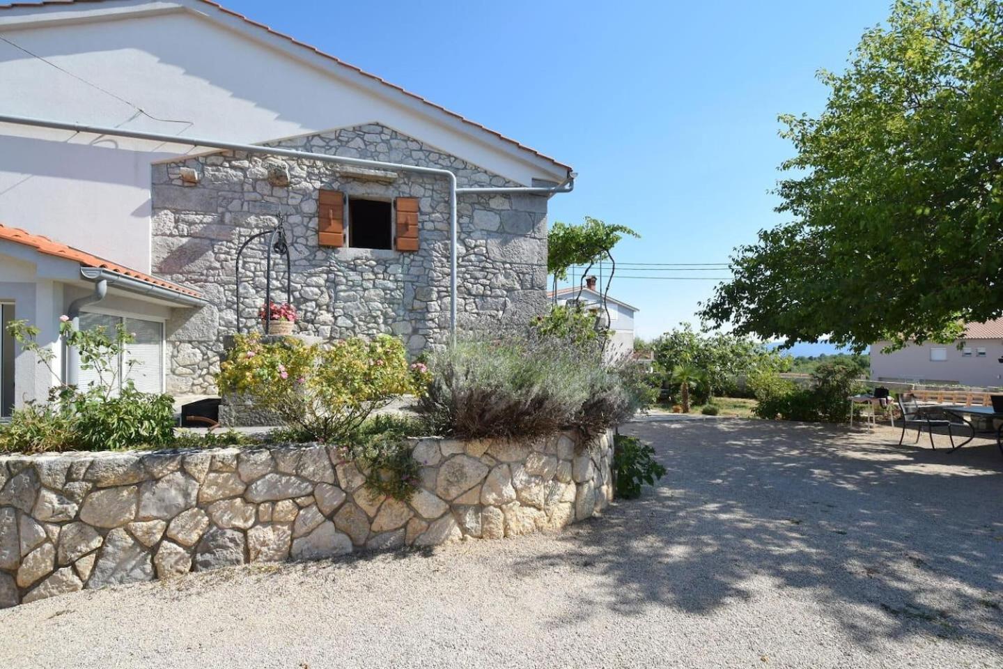 Apartments Insula Insule - Rustic & Peaceful Skrbčići Exteriér fotografie